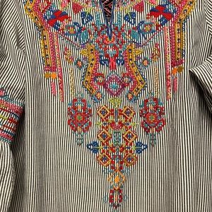 💐Calessa Beautifully Embroidered Xl -Excellent Condition